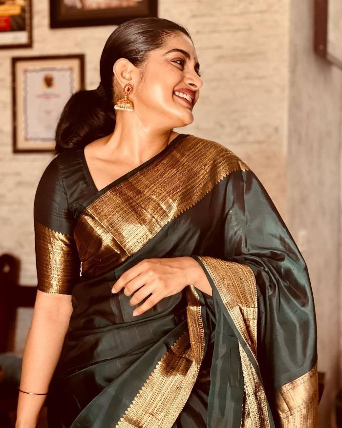 nivetha thomas_teluguvox 1